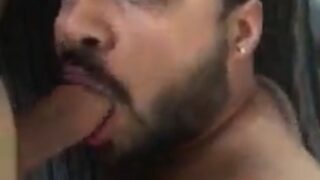 Delhi ka chubby sucker launda, lambe lund ka maza lete hue.