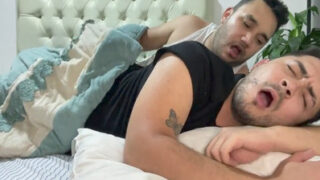 Delhi ke do gay hunk ka bed par garam aur raw anal sex