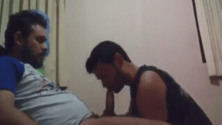 Do geh padosi, midnight ke baad, ekdum raw, closet mein chudai karte hain.