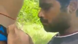 Ek horny gay bear, bahut saara cum shoot kar raha hai