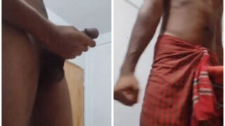 Ek nasty gay banda, lungi ke andar bina undies ke ghoom raha hai.