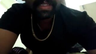 Hyderabad ke gay bande ghar pe jamkar chudai kar rahe hain.