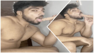 Sexy hunk ek bada hard cock pura andar nikal raha hai