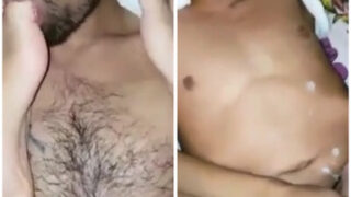 Twink bitch toh ekdum pagal ho gaya jab uske hairy bf ne rimming ki.